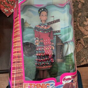 Ethnic Barbie Limited Edition Mattel 1994 NRFB